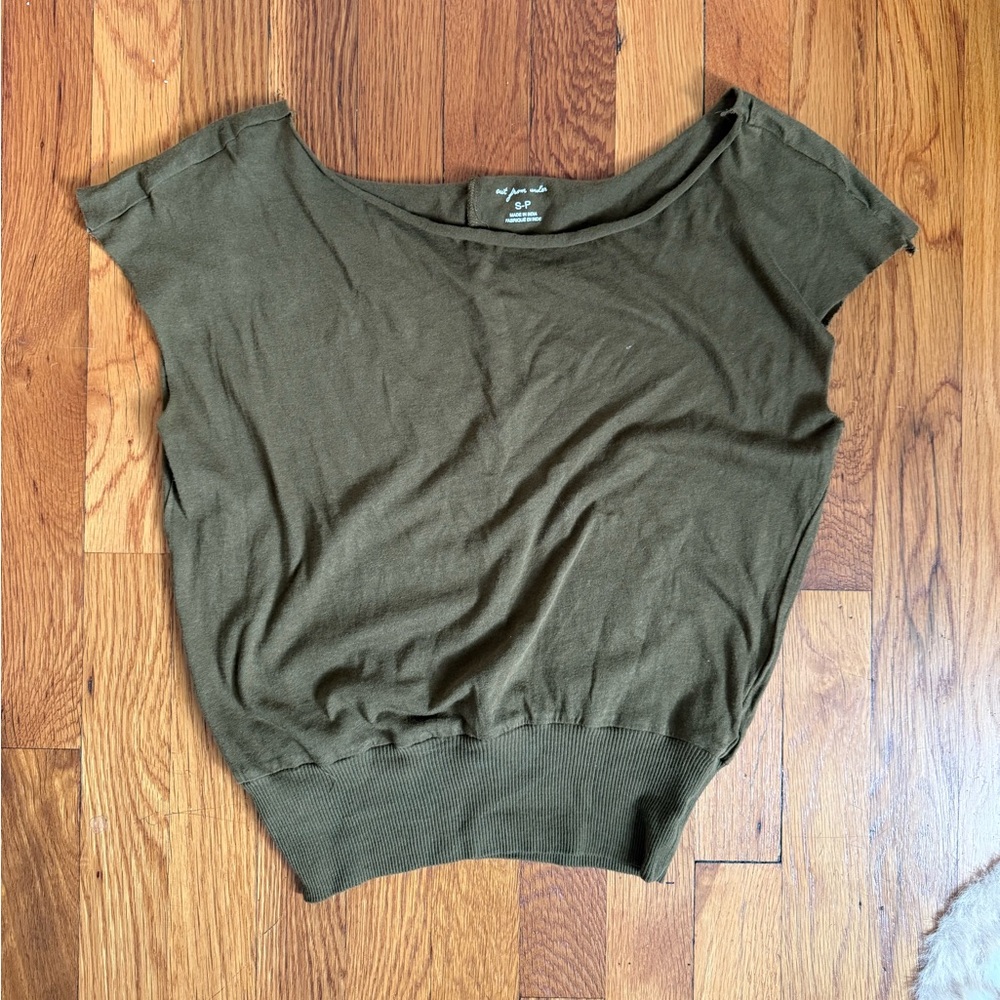 urban outfitters off shoulder top NWOT